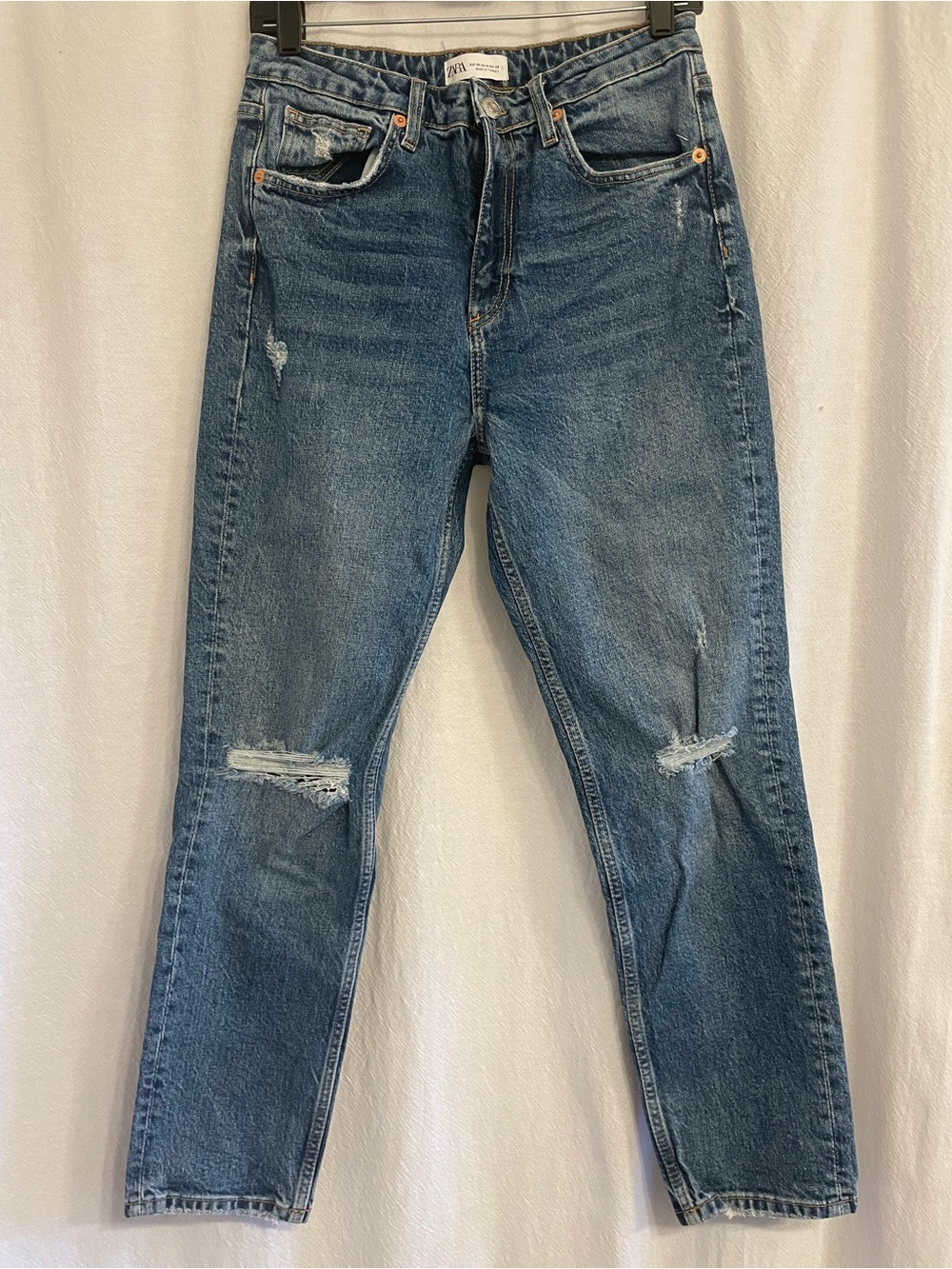 ZARA Blue Straight-Leg Distressed Women's Jeans, size 6